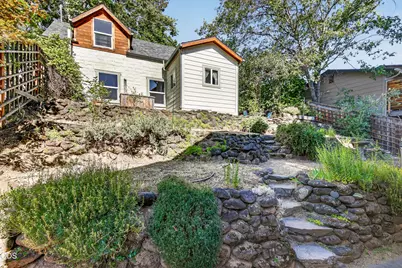 307 Hillcrest Street, Ashland, OR 97520 - Photo 26