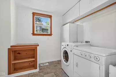 307 Hillcrest Street, Ashland, OR 97520 - Photo 14