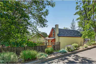 307 Hillcrest Street, Ashland, OR 97520 - Photo 34