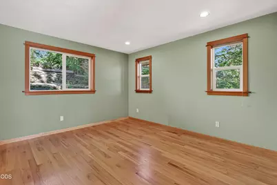307 Hillcrest Street, Ashland, OR 97520 - Photo 12