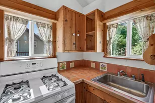 307 Hillcrest St, Ashland, OR 97520 - Photo 34