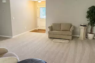 3272 Nellie Ettinger Ln, Medford, OR 97504 - Photo 2