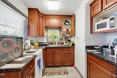 326 N Main Street, Ashland, OR 97520 - Photo 40