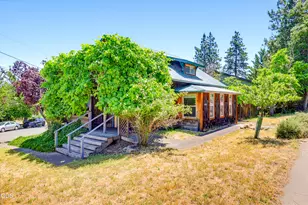 326 N Main St, Ashland, OR 97520 - Photo 54