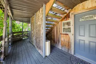 326 N Main St, Ashland, OR 97520 - Photo 20
