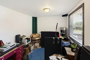 326 N Main St, Ashland, OR 97520 - Photo 44