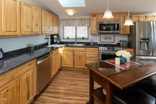 13601 SW Peninsula Dr, Terrebonne, OR 97760 - Photo 12