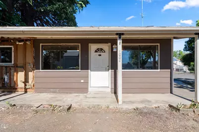 1004 S Grape Street, Medford, OR 97501 - Photo 2