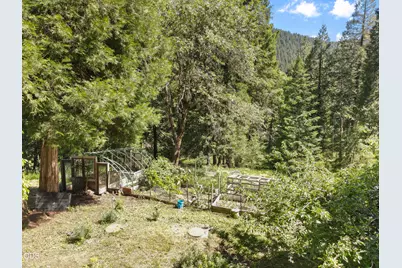 24041 Highway 140, Eagle Point, OR 97524 - Photo 52