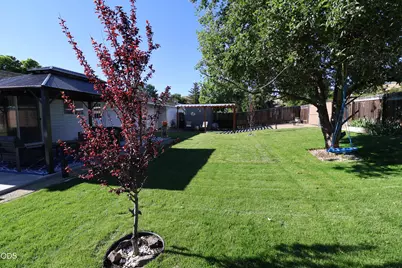 10629 Kincheloe Avenue, Klamath Falls, OR 97603 - Photo 4