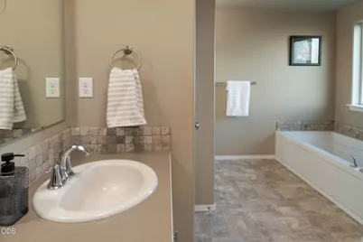 21314 SE Daylily Avenue, Bend, OR 97702 - Photo 22