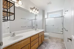1056 Highlands Dr, Eagle Point, OR 97524 - Photo 34