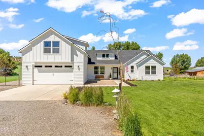 2467 NE Sunset View Lane, Prineville, OR 97754 - Photo 2