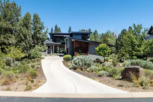 19460 Randall Ct, Bend, OR 97702 - Photo 52