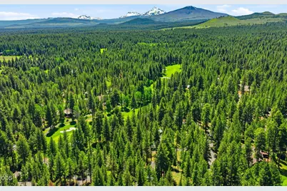 71105 Meadow Grass Circle #GH18, Black Butte Ranch, OR 97759 - Photo 10
