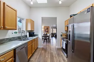 1223 NW Fresno Ave, Bend, OR 97703 - Photo 10