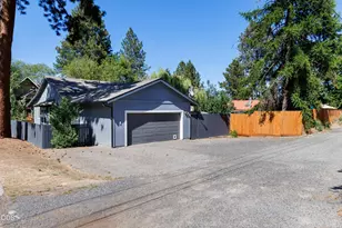 1223 NW Fresno Ave, Bend, OR 97703 - Photo 22