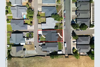 990 Win Way, Eagle Point, OR 97524 - Photo 26
