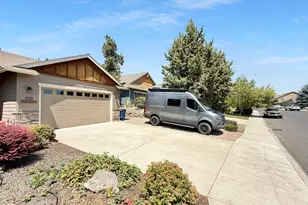 2021 SW 41st St, Redmond, OR 97756 - Photo 28