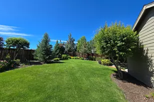 2021 SW 41st St, Redmond, OR 97756 - Photo 20