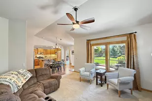 2021 SW 41st St, Redmond, OR 97756 - Photo 12