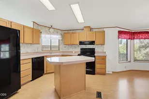 714 Mindy Sue, Medford, OR 97501 - Photo 18