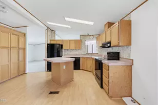 714 Mindy Sue, Medford, OR 97501 - Photo 20