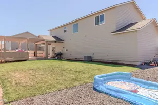 300 NW Double Eagle Ave, Madras, OR 97741 - Photo 42