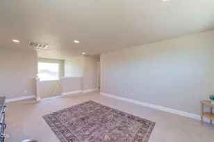 300 NW Double Eagle Ave, Madras, OR 97741 - Photo 20