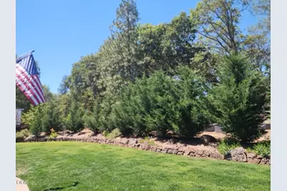 423 E Glenwood Street, Grants Pass, OR 97527 - Photo 6