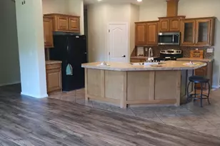 423 E Glenwood St, Grants Pass, OR 97527 - Photo 42