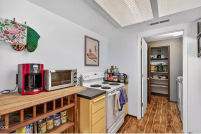 1688 Lillian Street, Medford, OR 97501 - Photo 12