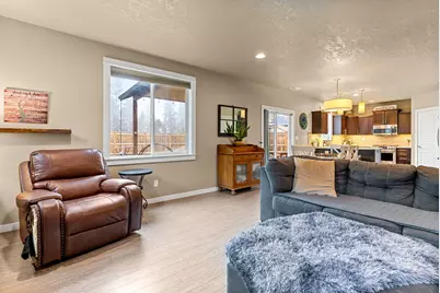 21245 SE Golden Market Lane, Bend, OR 97702 - Photo 14