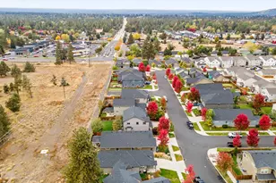 21245 SE Golden Market Ln, Bend, OR 97702 - Photo 48