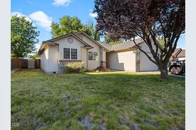 5025 Villa Drive, Klamath Falls, OR 97603 - Photo 1