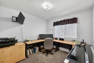 5025 Villa Dr, Klamath Falls, OR 97603 - Photo 14