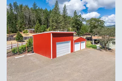 130 Kitty Drive, Eagle Point, OR 97524 - Photo 32