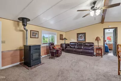 130 Kitty Drive, Eagle Point, OR 97524 - Photo 14
