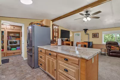 130 Kitty Drive, Eagle Point, OR 97524 - Photo 10