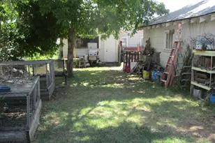 321 Crater Lake Pkwy, Klamath Falls, OR 97601 - Photo 8