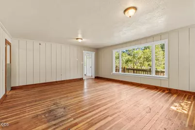 228 E Schonchin Street, Chiloquin, OR 97624 - Photo 40