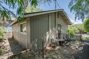 207 Gresham St, Ashland, OR 97520 - Photo 10