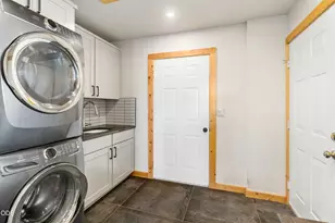 6801 SW McVey Ave, Redmond, OR 97756 - Photo 46