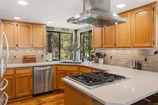 57691 Splitrock Ln, Sunriver, OR 97707 - Photo 20