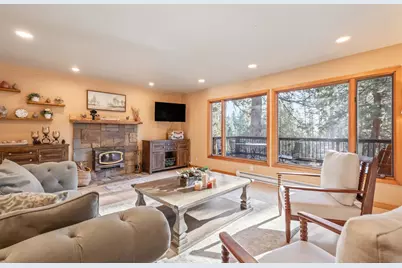 16430 Highway 126, Sisters, OR 97759 - Photo 14