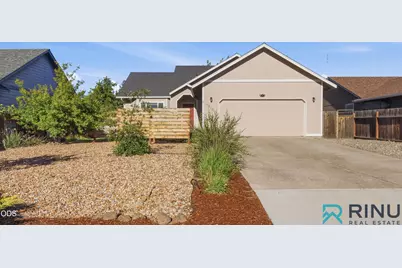 1810 SW 27th Street, Redmond, OR 97756 - Photo 2
