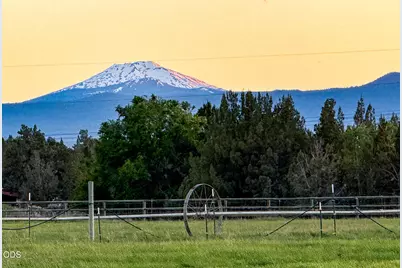 6801 SW McVey Avenue, Redmond, OR 97756 - Photo 58