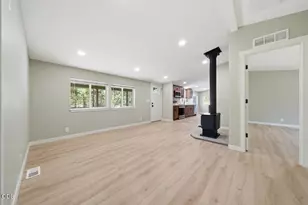 16866 Whittier Dr, Bend, OR 97707 - Photo 10