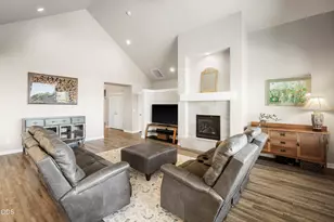 895 NE Hudspeth Cir, Prineville, OR 97754 - Photo 22