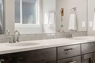 895 NE Hudspeth Cir, Prineville, OR 97754 - Photo 28